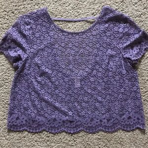 VS | Lace crop